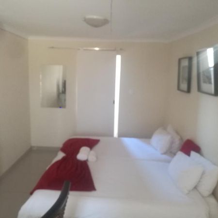 Mo-Nize Villa Guesthouse Otjiwarongo Exteriér fotografie