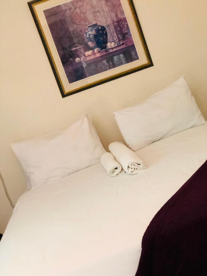 Mo-Nize Villa Guesthouse Otjiwarongo Exteriér fotografie